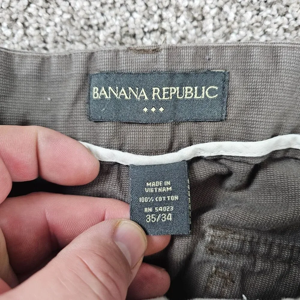Banana Republic ** this